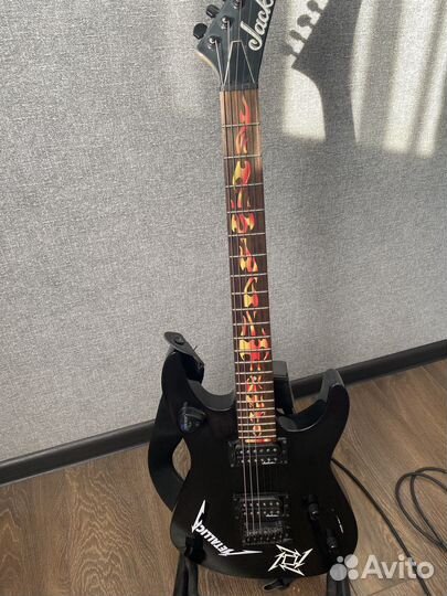 Электрогитара jackson JS11 Dinky DK Gloss Black