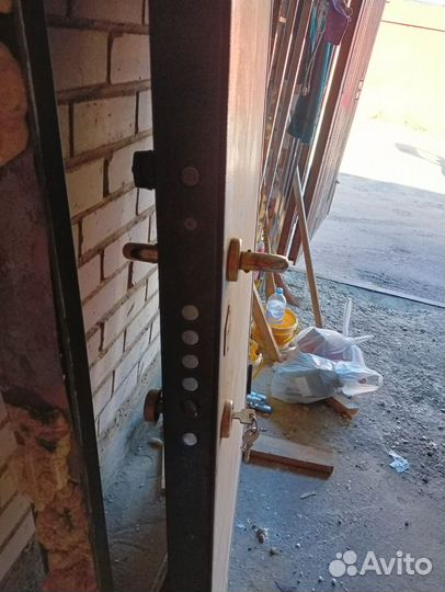 Дверь входная металлическая бронированная