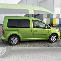 Volkswagen Caddy 1.6 MT, 2016, битый, 238 000 км, с пробегом, цена 1 100 000 руб.