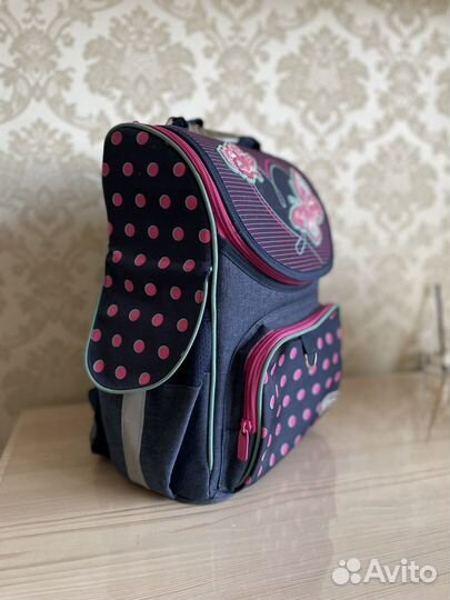 Рюкзак школьный для девочки
