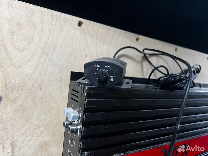 Комплект акустики усилитель кісх 600w и сабвуфер