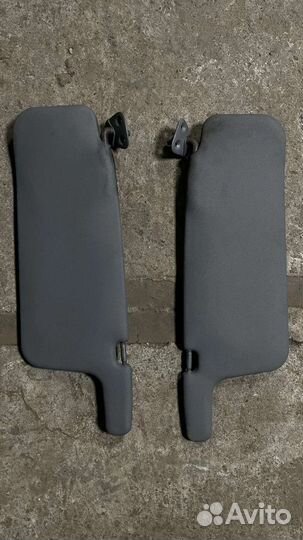 Солнцезащитный козырек carina e