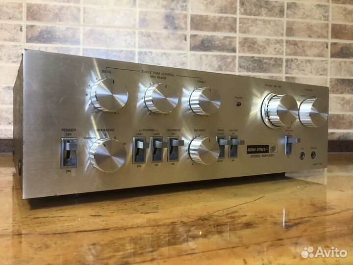 Усилитель AGS A-120 (Канада, 1976 год)