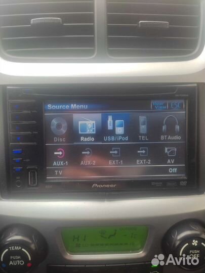 Продаю автомагнитолу Пионер