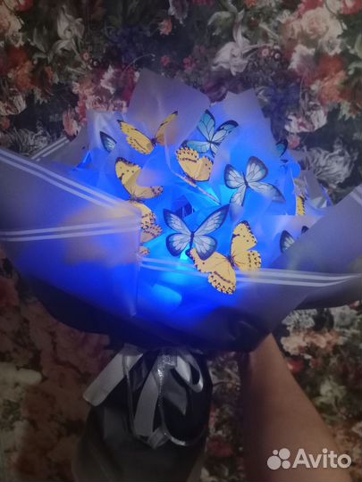 Букет из бабочек в наличии