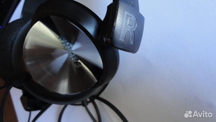 Наушники проводные philips новые