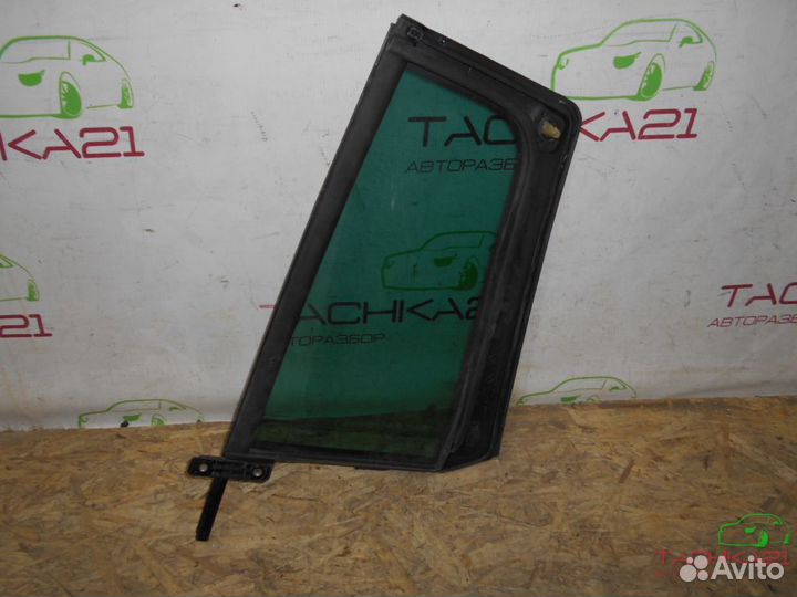 Форточка задняя правая Volkswagen Tiguan (07-16)