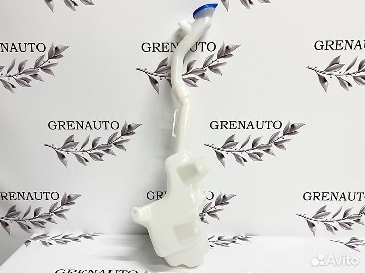 Бачок омывателя лоб стекла Honda Civic 8 4D 06-12