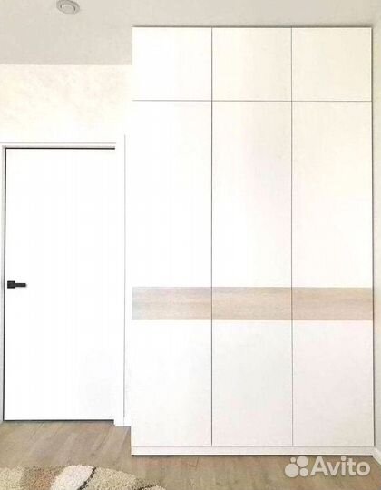 Распашной шкаф