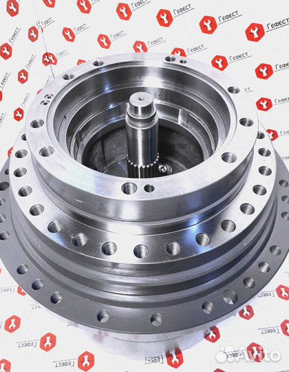 Бортовой редуктор Hyundai R210LC-7 K1000681A