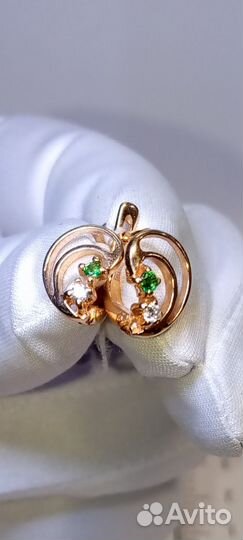 Золотые серьги