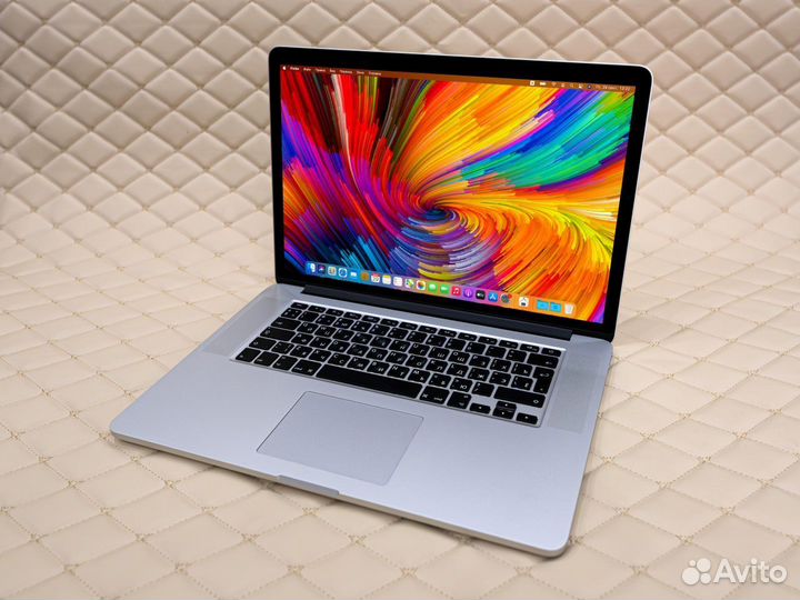 Продам Apple MacBook Pro 15 (Retina, Mid 2014)