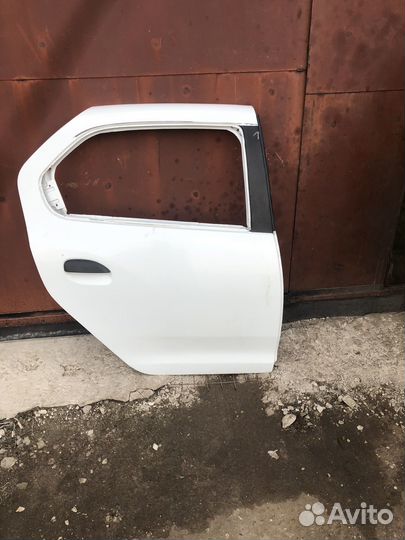 Дверь правая задняя Renault Logan 2
