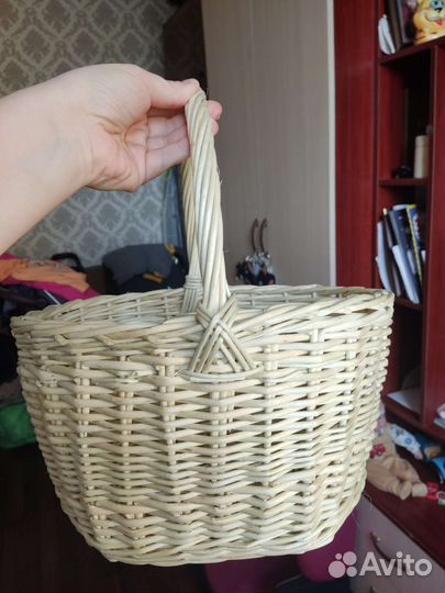 Корзины плетеные из ивы