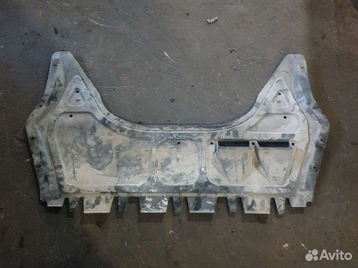 Пыльник переднего бампера фольцваген гольф 5