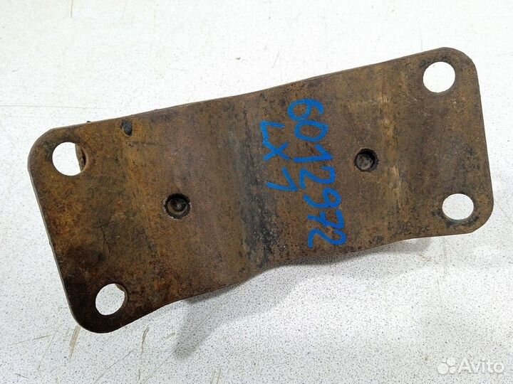 Опора двигателя Лексус LX 1