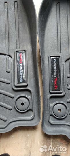 Автомобильные коврики текстильные