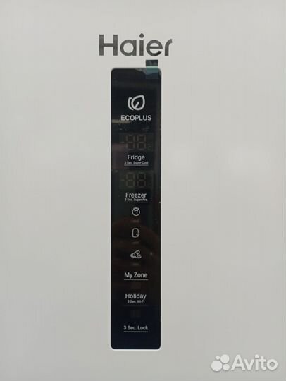 Холодильник Haier C4F640CWU1