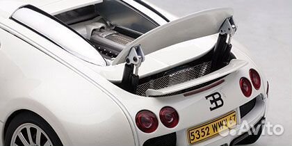 70908 bugatti 16.4 veyron production version