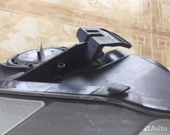 Фара левая BMW Z4 e89 адаптив биксенон