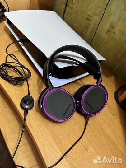 Игровые наушники