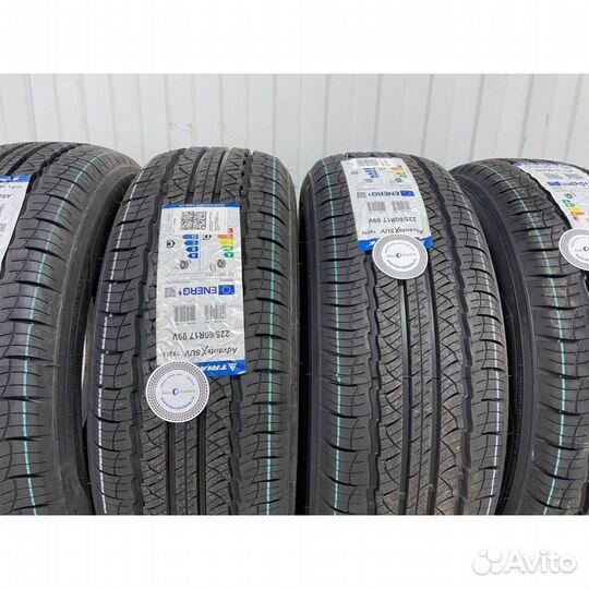 Triangle TR259 235/55 R19