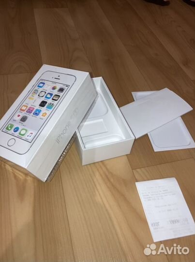 Коробка от iPhone 5s Silver