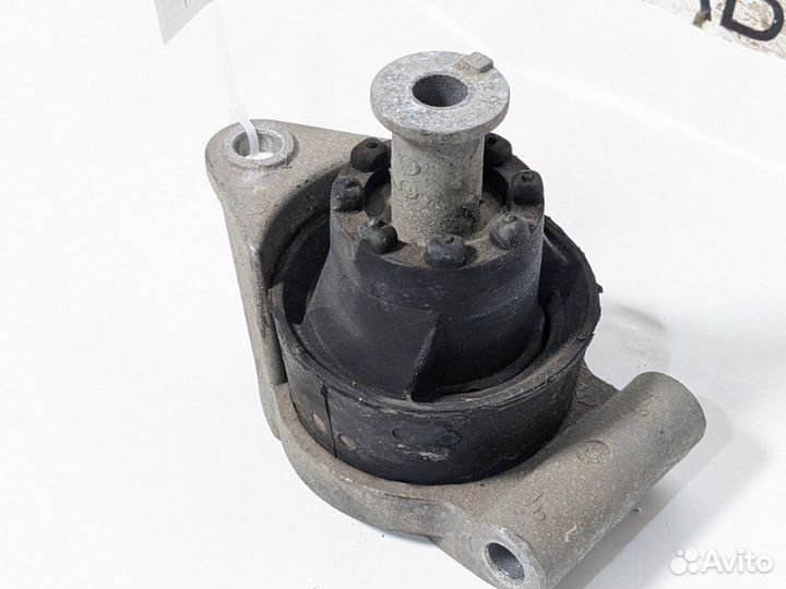 Опора двигателя задняя Opel Astra H универсал