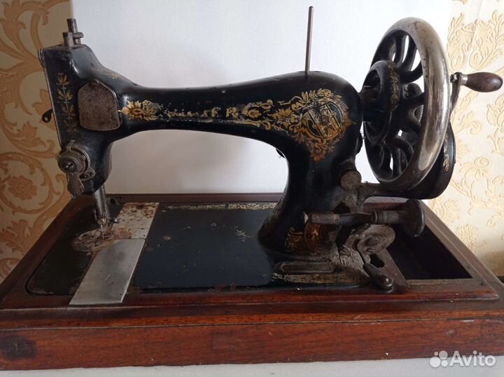 Швейная машина зингер ручная