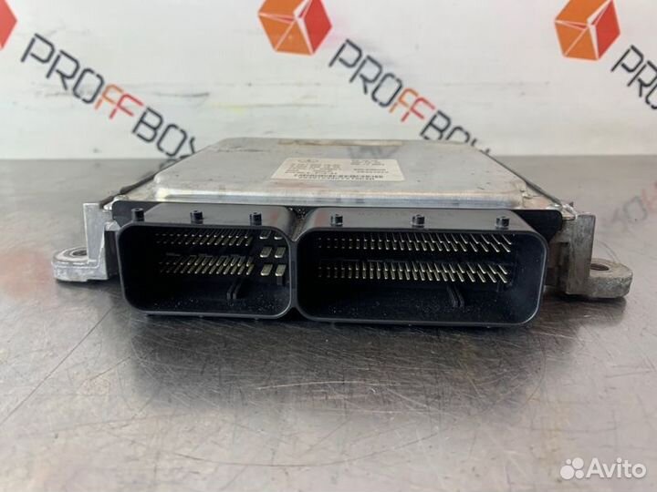 Блок управления двигателем Mercedes C-Class W204