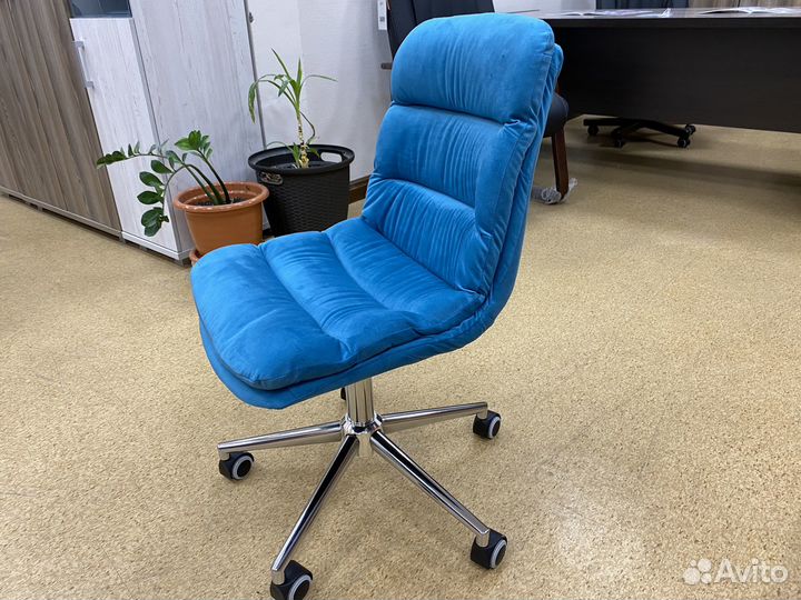 Компьютерное кресло для домашнего офиса