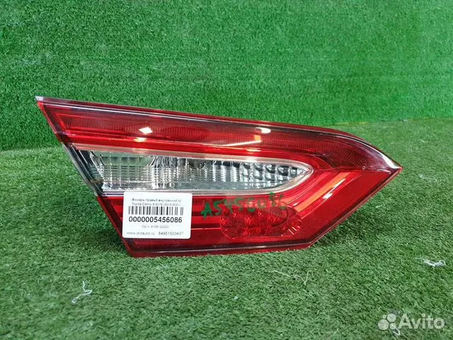 Фонарь левый внутр Toyota Camry XV70 17-нв галоген