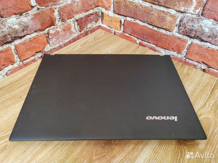 Игровой ноутбук Lenovo с проц. Core i5 Обмен