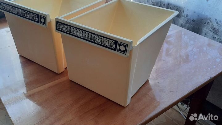 Лоток (емкость) для холодильника Юрбзань