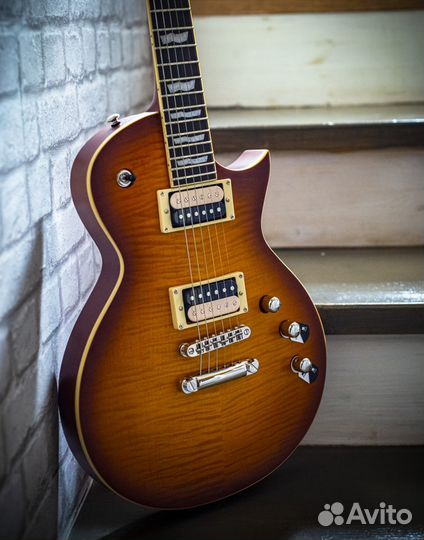 ESP LTD EC-1000T Honey Burst Satin Fluence