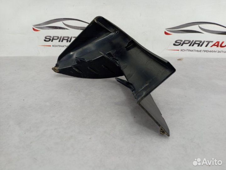 Накладка крышки багажника Kia Carnival 3 2.2 D4HB