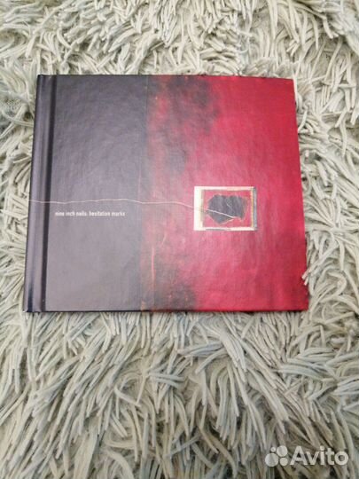Nine inch nales - hesitation mark. буклет и cd