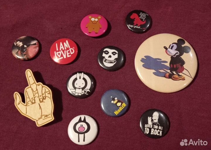 Значки пины