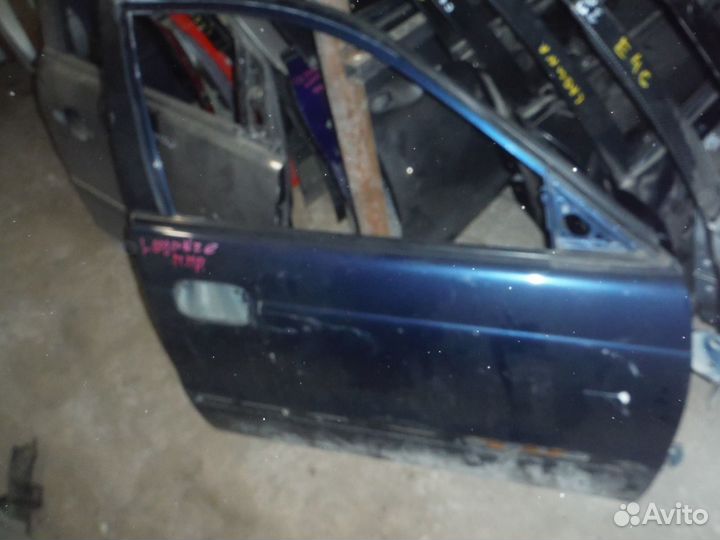 Дверь передняя правая Daewoo Leganza 1997-2003