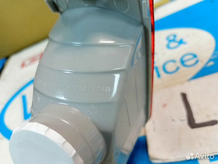 Птф задняя левая Jeep Grand Cherokee WK2 10-18