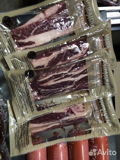 Продукты на корм для животных.)