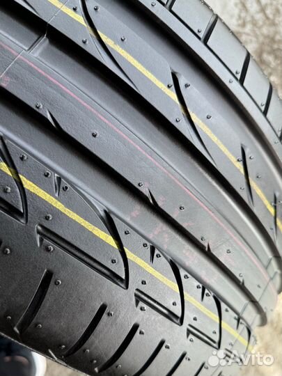 Bridgestone Potenza S001 255/35 R19 и 285/30 R19 Y