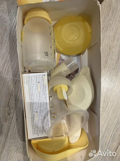 Молокоотсос medela ручной