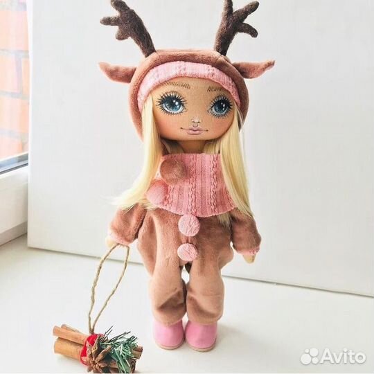 Текстильная интерьерная кукла ручной работы