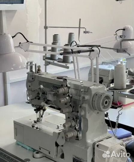 Швея универсал