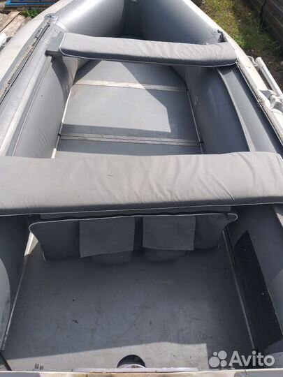 Лодка Badger CL 370