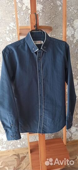 Рубашки мужские