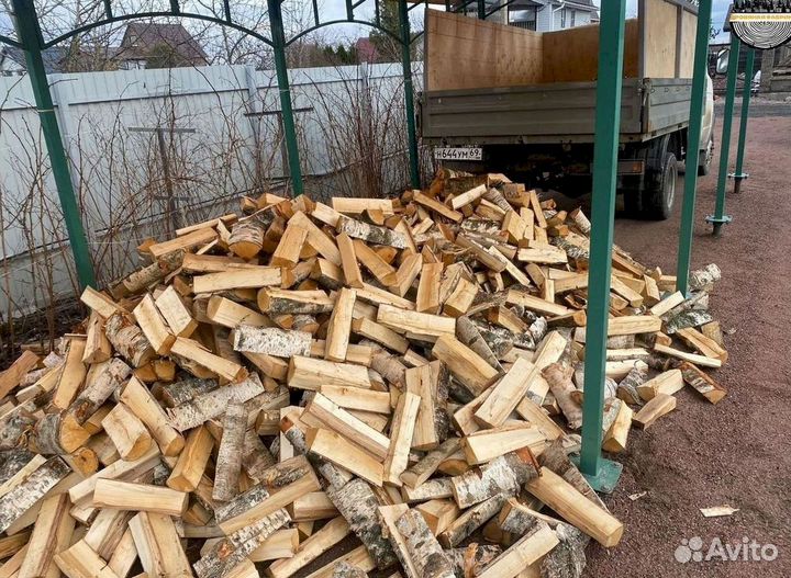 Дрова колотые береза