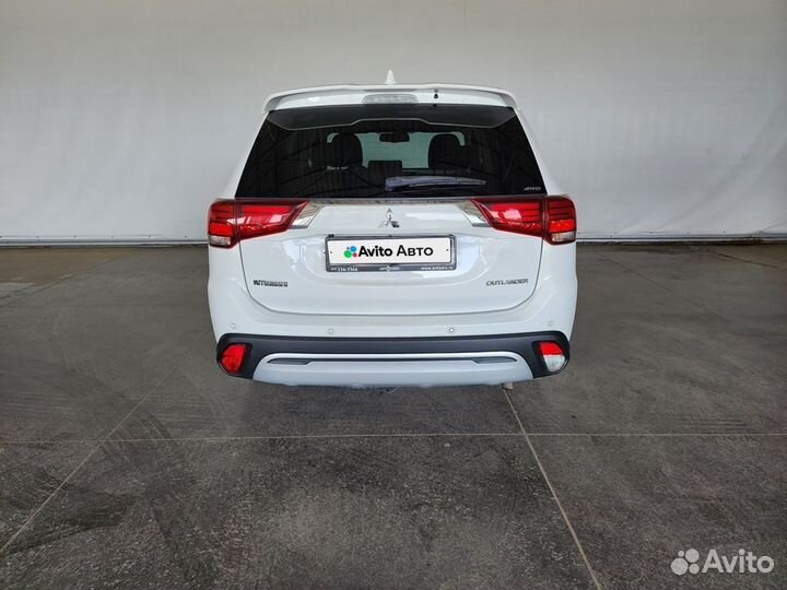 Mitsubishi Outlander 2.4 CVT, 2018, 47 660 км