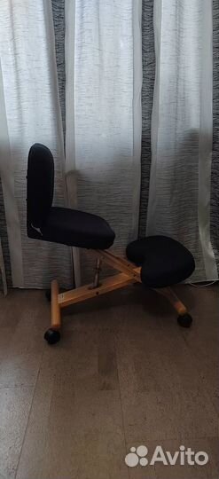 Коленный стул smartstool